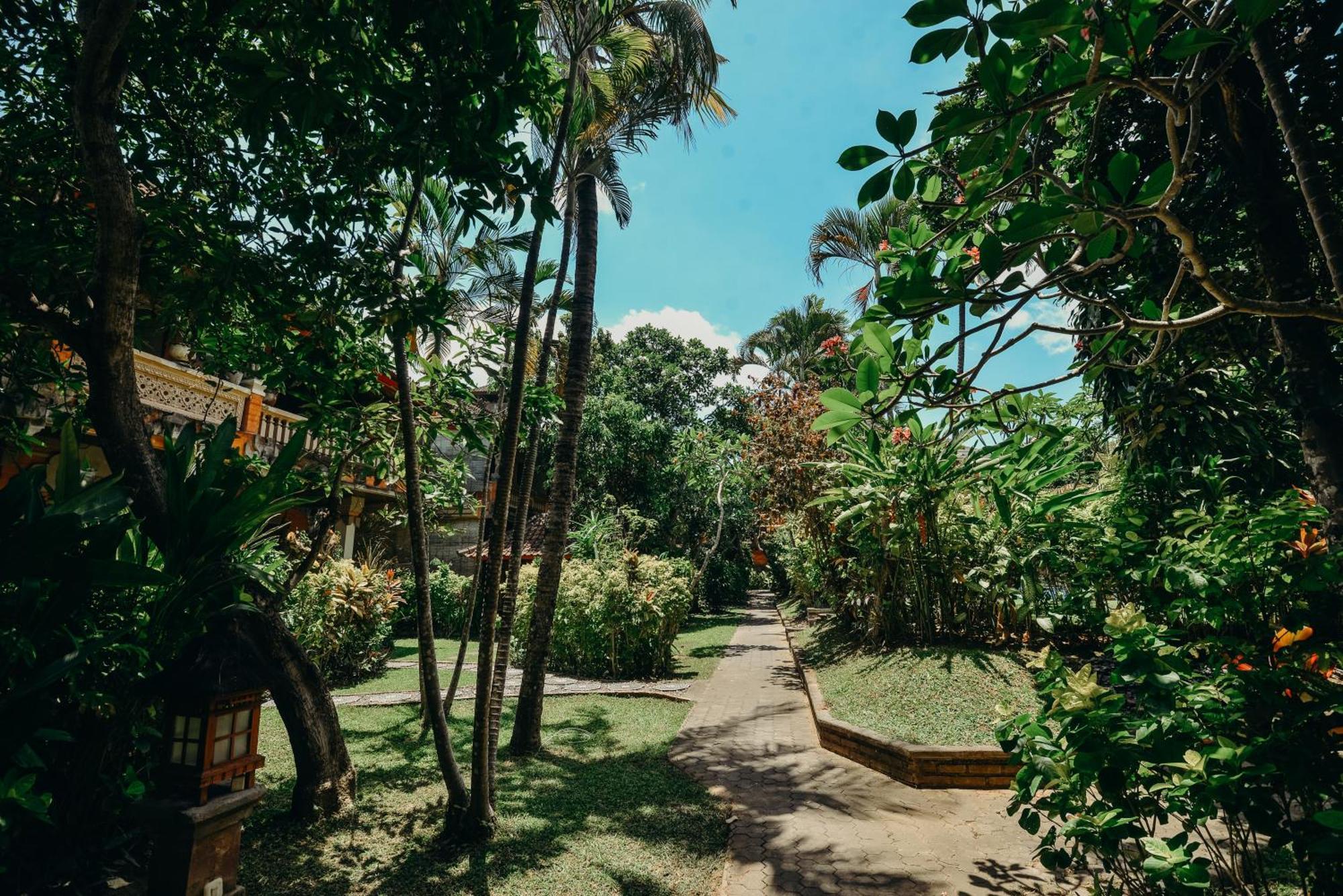 Three Brothers Bungalows & Villas Legian Eksteriør billede